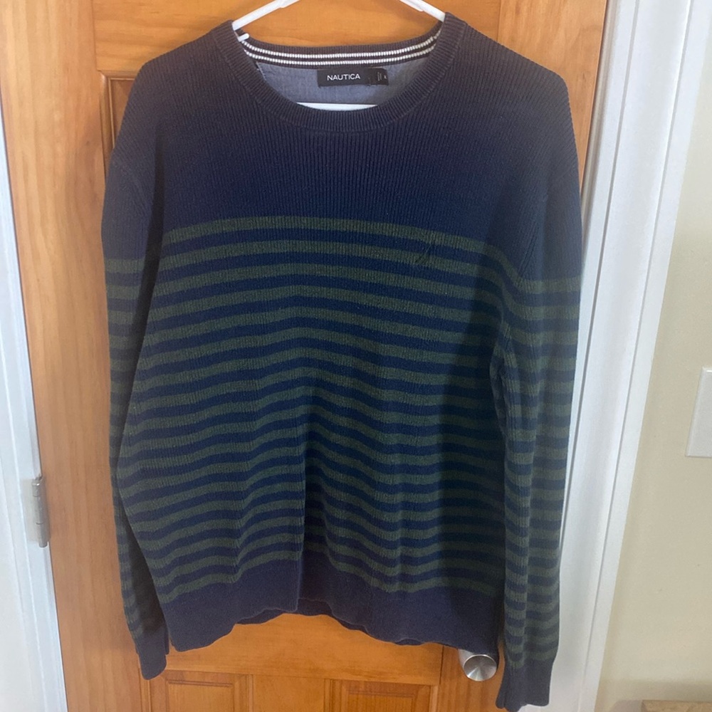 Green and navy blue Nauitca XL pullover sweater